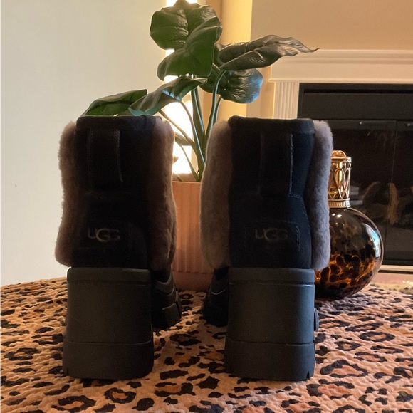 Ugg Brooklyn Sunburst Women’s Winter Boots - Picture 3 of 8